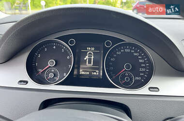 Універсал Volkswagen Passat 2010 в 