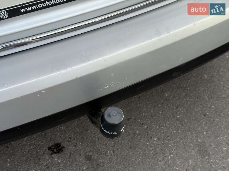 Універсал Volkswagen Passat 2005 в Дніпрі