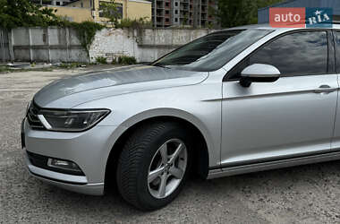 Универсал Volkswagen Passat 2016 в 