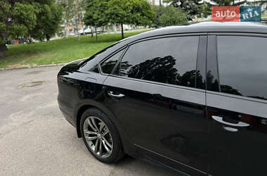 Седан Volkswagen Passat 2016 в 