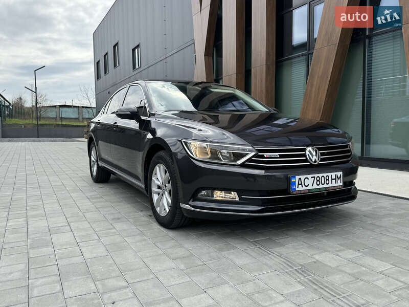 Седан Volkswagen Passat 2018 в 
