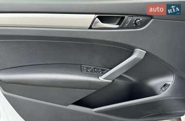Седан Volkswagen Passat 2021 в 