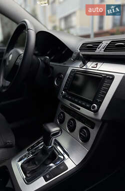 Седан Volkswagen Passat 2008 в 