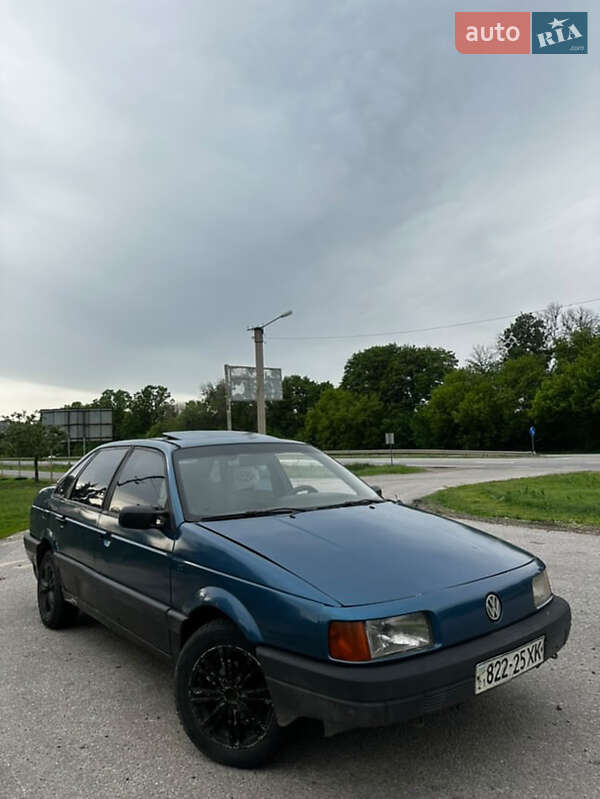 Volkswagen Passat 1993