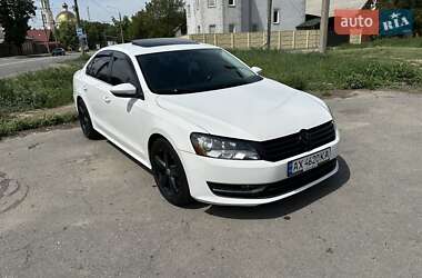 Седан Volkswagen Passat 2012 в Харкові