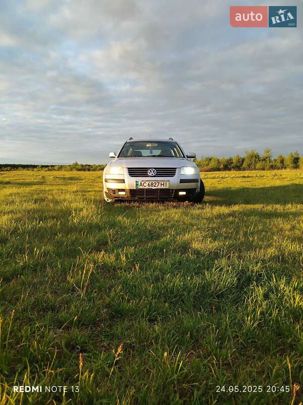 Универсал Volkswagen Passat 2001 в Турийске