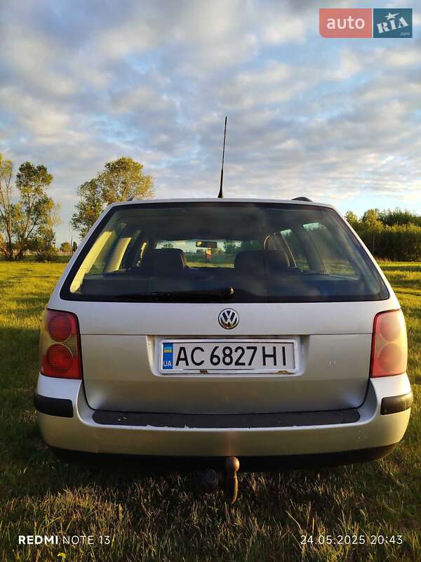 Универсал Volkswagen Passat 2001 в Турийске
