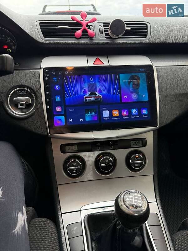 Седан Volkswagen Passat 2005 в Киеве