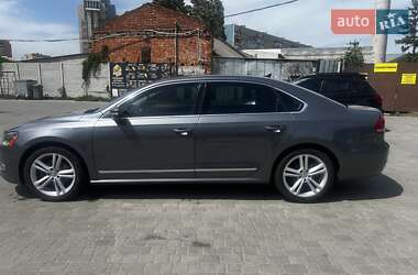 Седан Volkswagen Passat 2015 в 