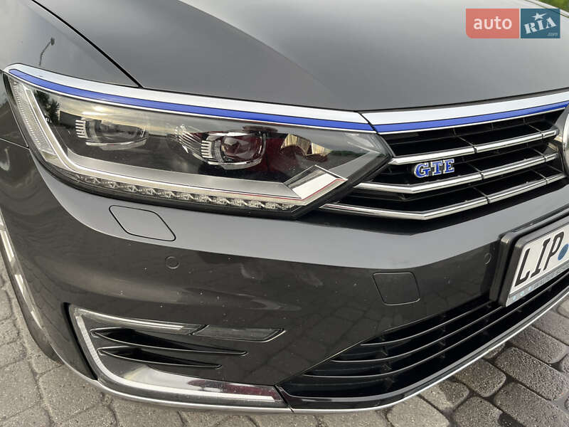 Універсал Volkswagen Passat 2018 в Радивиліві