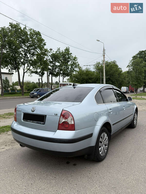 Седан Volkswagen Passat 2003 в Сумах