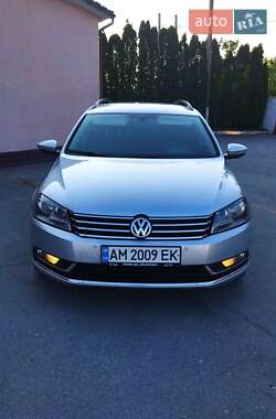 Универсал Volkswagen Passat 2012 в Звягеле