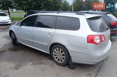Универсал Volkswagen Passat 2010 в Киеве