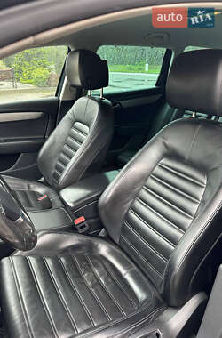 Универсал Volkswagen Passat 2011 в Маневичах