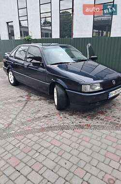 Седан Volkswagen Passat 1991 в Хмельницком