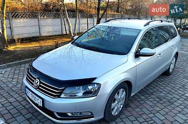 Универсал Volkswagen Passat 2011 в Ивано-Франковске