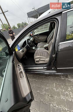 Универсал Volkswagen Passat 2010 в 