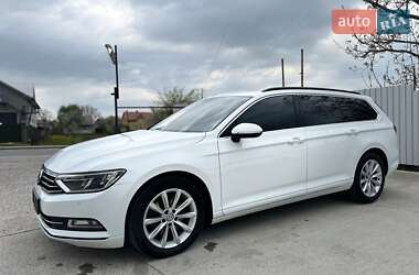 Універсал Volkswagen Passat 2017 в 