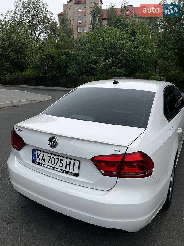 Седан Volkswagen Passat 2012 в Броварах