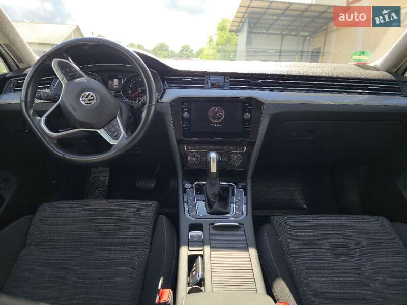 Універсал Volkswagen Passat 2019 в Києві