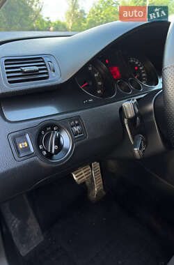 Седан Volkswagen Passat 2006 в 
