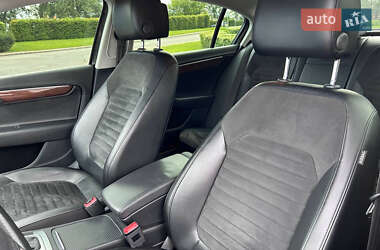 Седан Volkswagen Passat 2013 в 