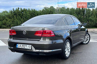 Седан Volkswagen Passat 2013 в 