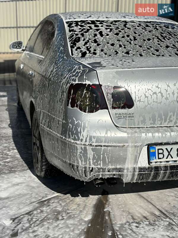 Седан Volkswagen Passat 2005 в Хмельницком
