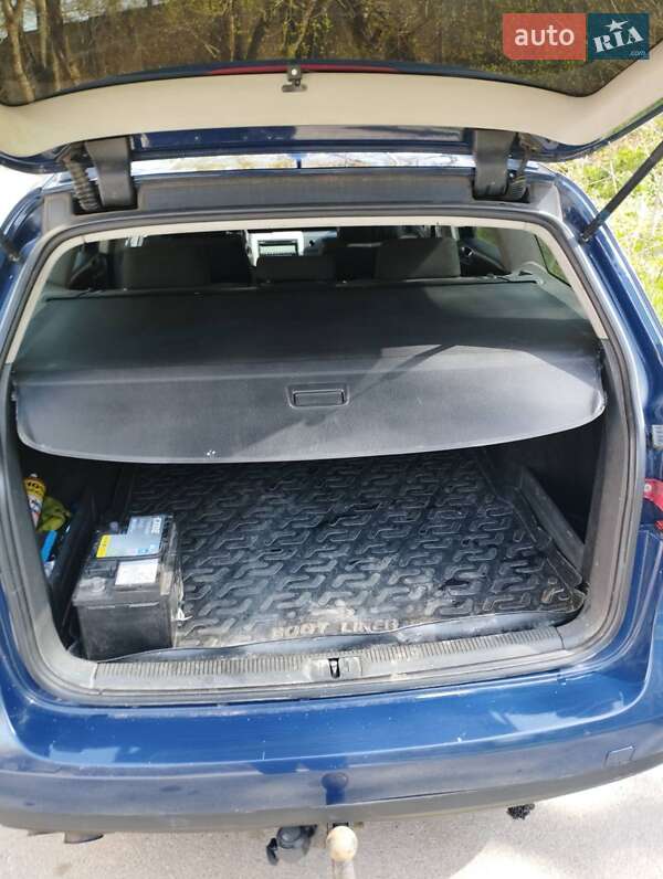 Універсал Volkswagen Passat 2005 в Вінниці