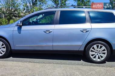 Универсал Volkswagen Passat 2009 в 
