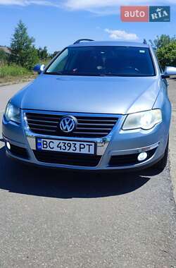 Универсал Volkswagen Passat 2009 в 