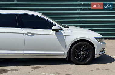 Седан Volkswagen Passat 2018 в 