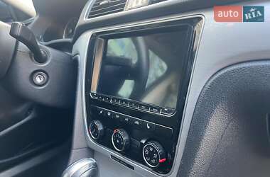 Седан Volkswagen Passat 2012 в 