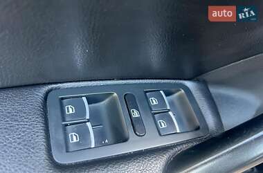 Седан Volkswagen Passat 2012 в 