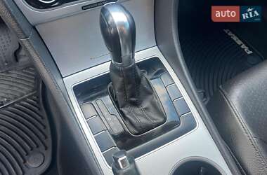Седан Volkswagen Passat 2012 в 