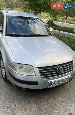 Универсал Volkswagen Passat 2004 в 