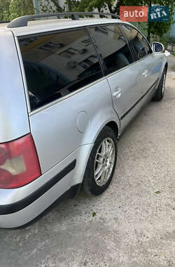 Универсал Volkswagen Passat 2004 в 