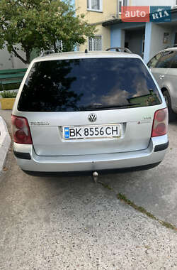 Универсал Volkswagen Passat 2004 в 