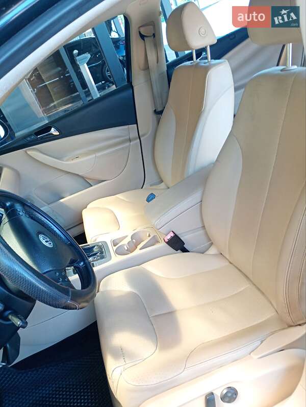 Седан Volkswagen Passat 2007 в Олександрії