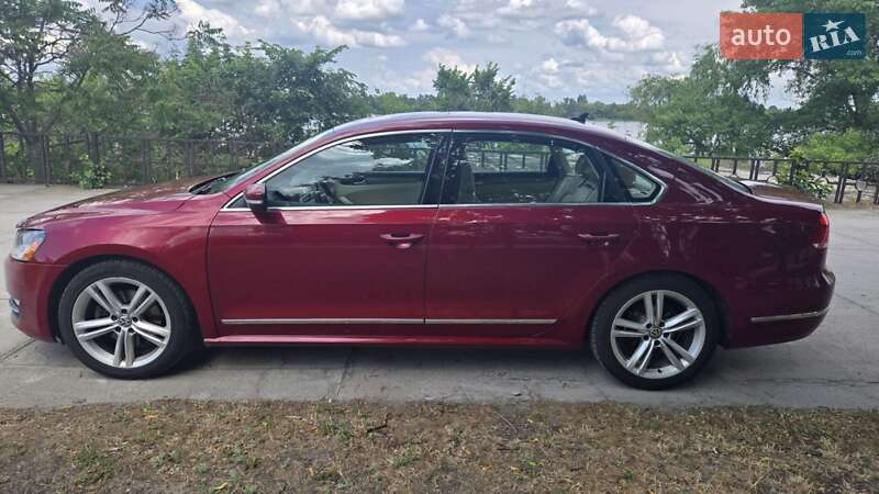 Седан Volkswagen Passat 2014 в Звягеле