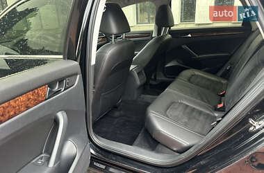 Седан Volkswagen Passat 2012 в 