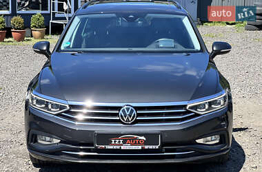 Універсал Volkswagen Passat 2021 в 