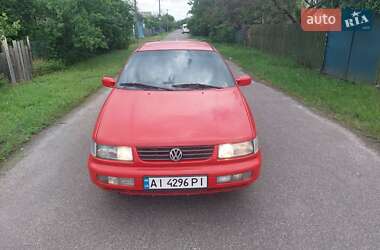 Седан Volkswagen Passat 1994 в 