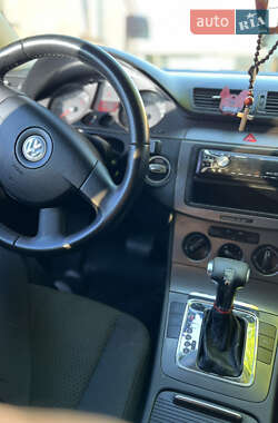 Універсал Volkswagen Passat 2007 в 