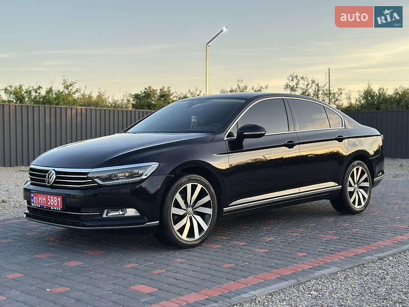 Седан Volkswagen Passat 2019 в Береговому
