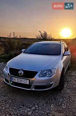 Универсал Volkswagen Passat 2009 в Кропивницком