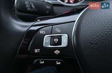 Седан Volkswagen Passat 2018 в 