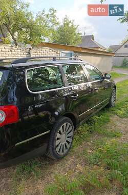 Універсал Volkswagen Passat 2009 в 