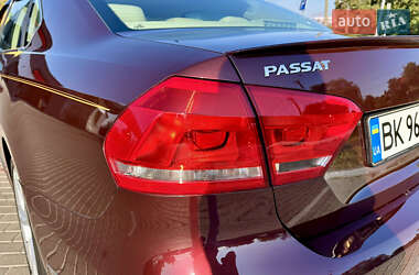 Седан Volkswagen Passat 2012 в 