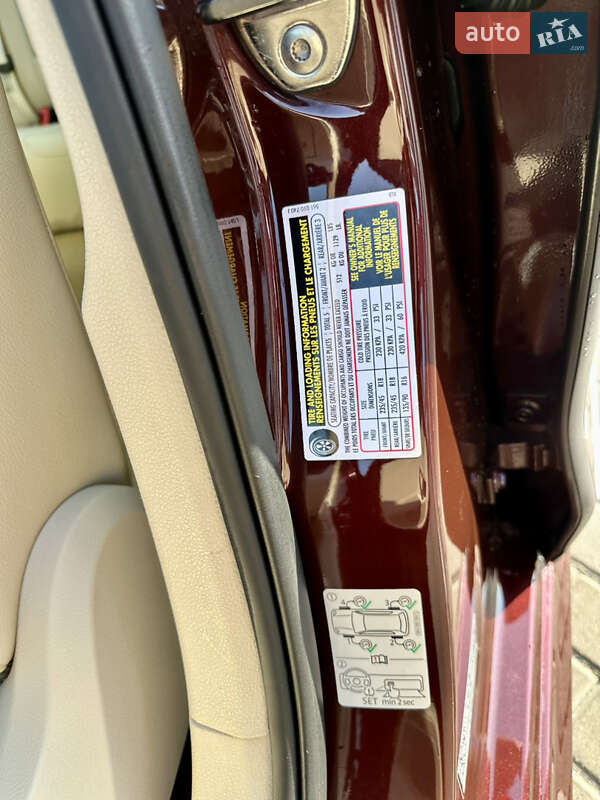 Седан Volkswagen Passat 2012 в Києві
